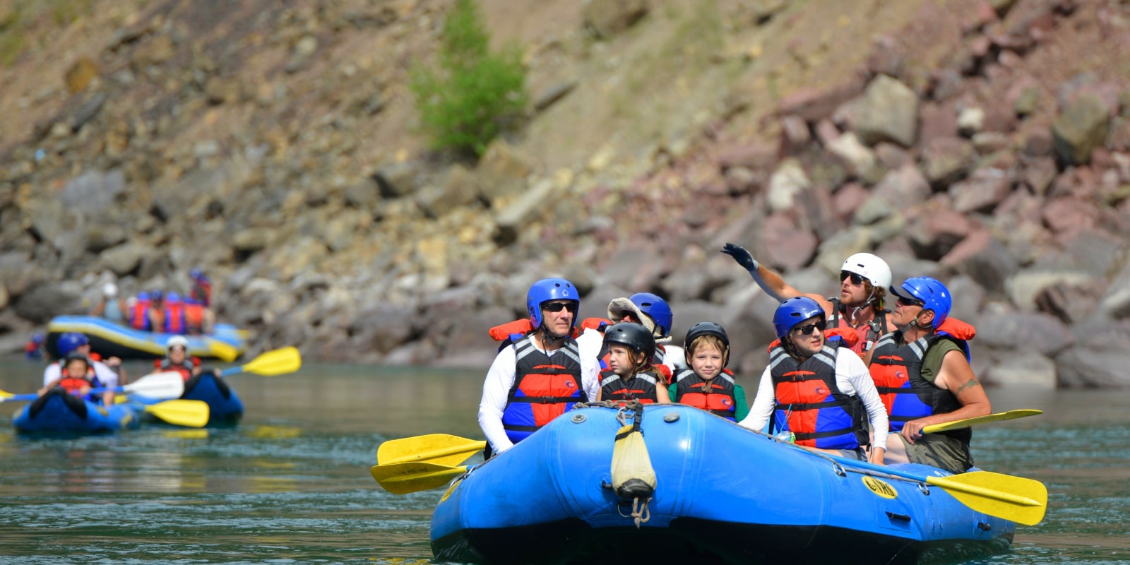 A family on a Flathead River Float Trip with Wild River